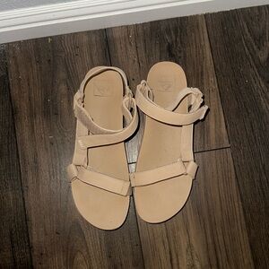 Reef platform sandals